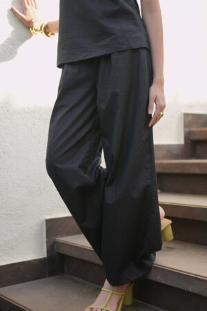 Baya Column Top-03