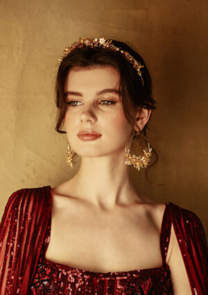 Blooming crescent chandbali earrings – snowy white3