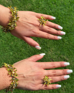 Blooming haathphool with pearls – Forget-me-not Blue1