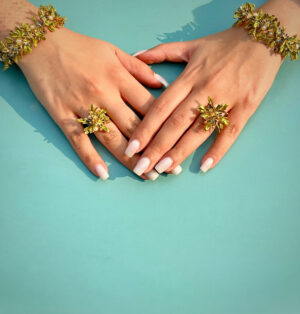 Blooming haathphool with pearls – Forget-me-not Blue2