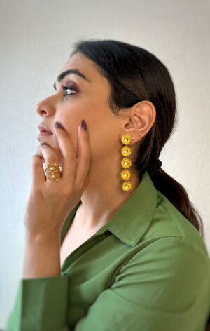 Cascade earrings Gold-01