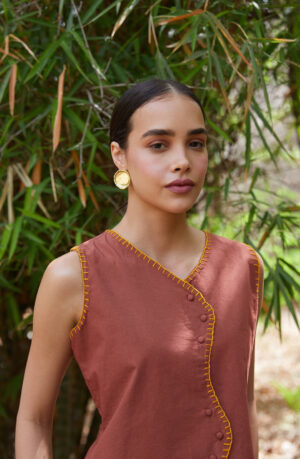 Crater Earrings Gold01