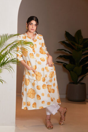Golden Seams Kurta01