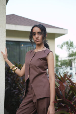 Mocha Vest-03