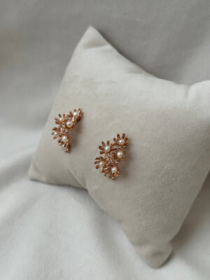 Springtime Pearl Huggies – warm rose