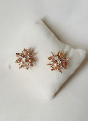 Wild Flower Bouquet Studs Rose3