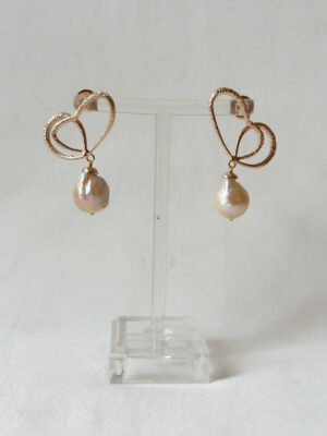 Wings of Spring Wireframe Butterfly Pearl Drop Studs – Rose